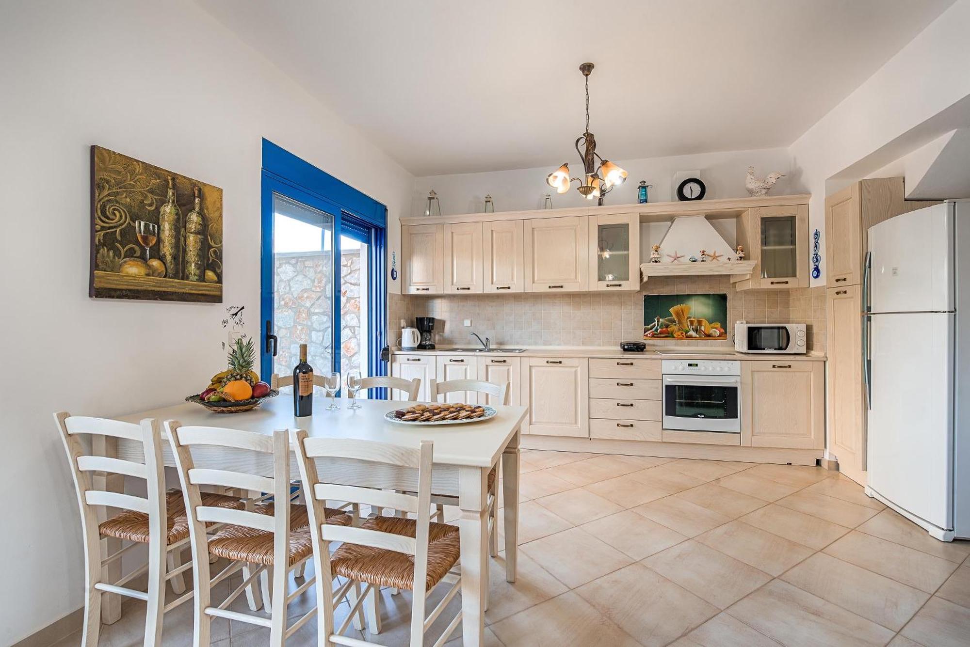 Maripaul Family Villa 拉多斯 外观 照片